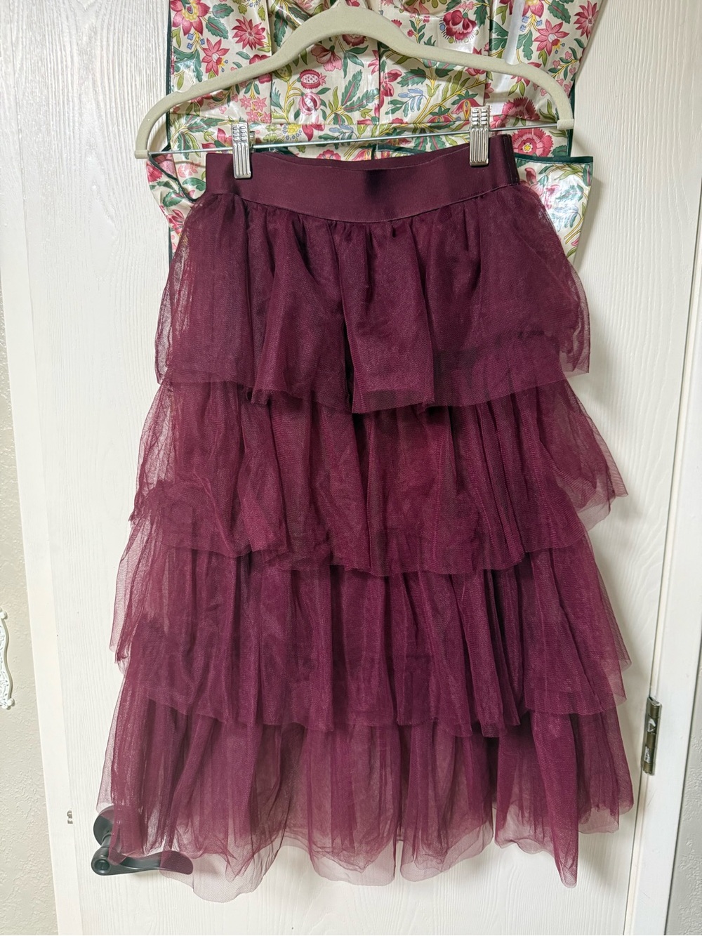 Tiered ruffle skirt